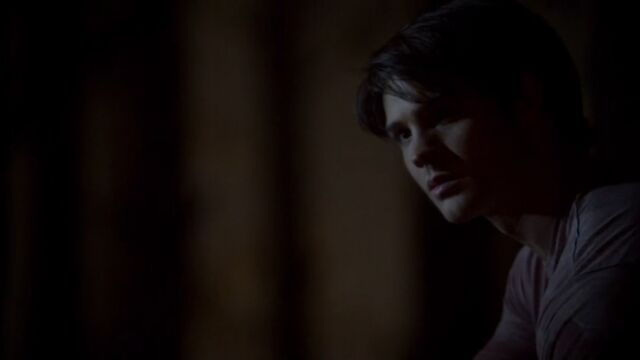 File:Jeremy 4 TVD 5x02.jpg