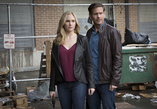 File:TVD720-Caroline-Alaric.jpg