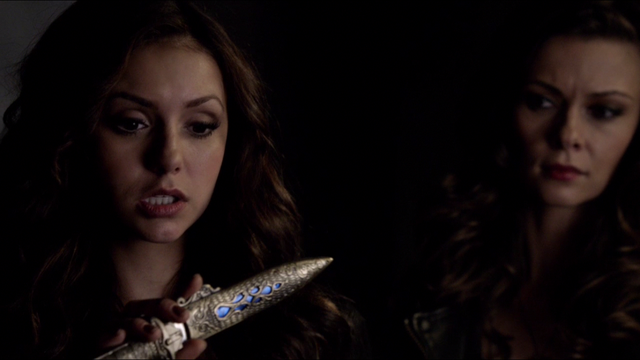 File:TravelerKnife5-0.png