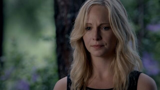 File:Caroline 14 TVD 5x04.jpg