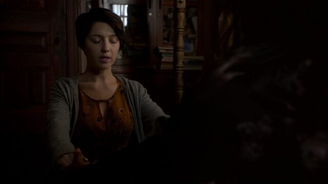 File:Normal TheOriginals210-1587Cassie-Rebekahv.jpeg