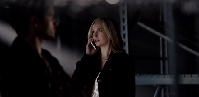 File:Enzo-Caroline in 5x16.png