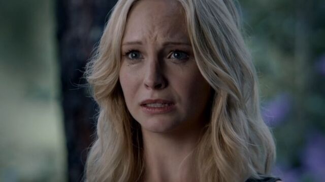 File:Caroline 16 TVD 5x04.jpg