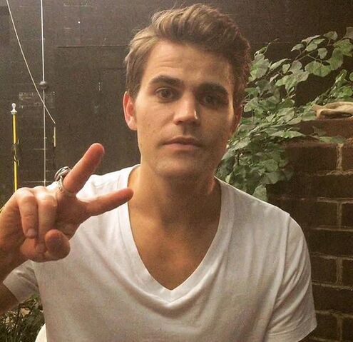 File:2015-09-04 Paul Wesley.jpg