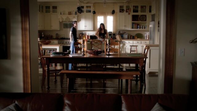 File:TVD3x04-Gilbert House 49.jpg