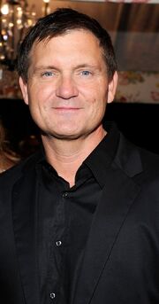 Kevin Williamson.jpg