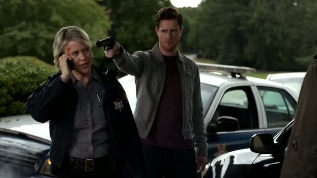 File:6X07-29-Liz.jpg