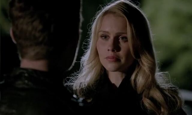 File:Klaus-and-rebekah-originals-finale.jpg
