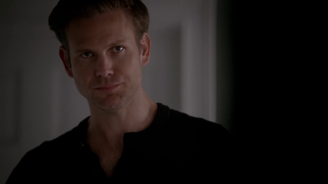 File:717-090-Alaric~Rayna.png