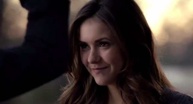 File:Elena in 5x20.png