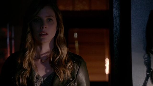 File:7X09-109-Valerie.jpg
