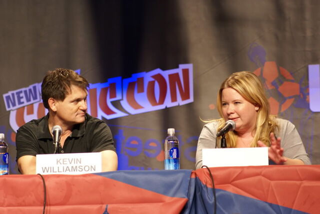 File:2010 NYCC 26.jpg