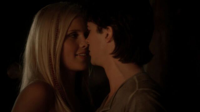 File:306VampireDiaries1212.jpg