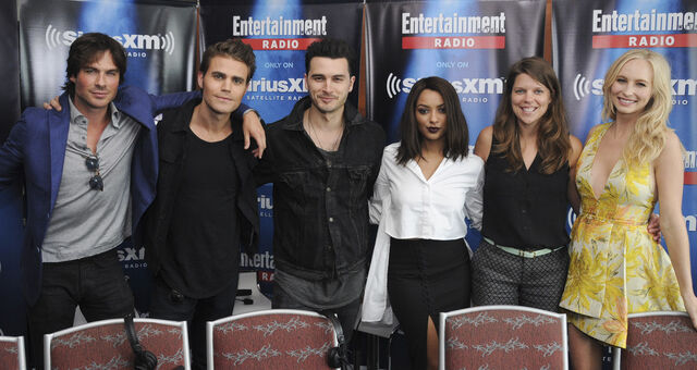 File:2015 SDCC EWRadio 05.jpg