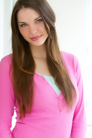 File:Kimberly Leemans.jpg