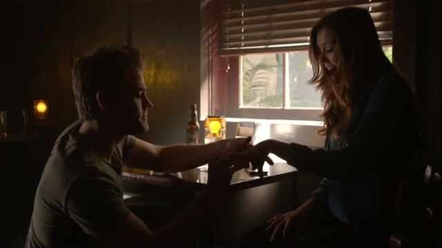 File:6X04-46-StefanElena.jpg