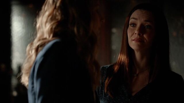 File:7X04-26-Lily.jpg