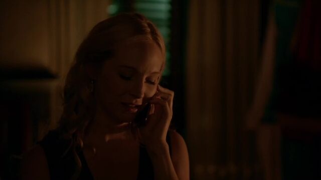 File:7X05-104-Caroline.jpg