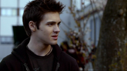 Vlcsnap-2012-06-17-12h43m11s7.png