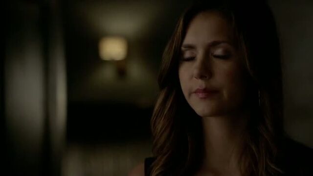 File:6X07-121-Elena.jpg