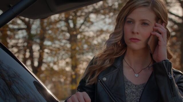 File:7X09-80-Valerie.jpg