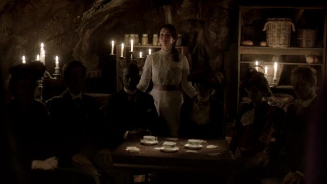 File:TVD6x17-Lily's Den 3.jpg