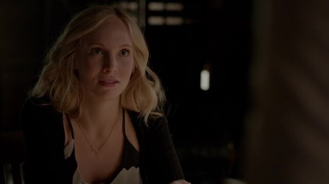 File:7X03-101-Caroline.jpg