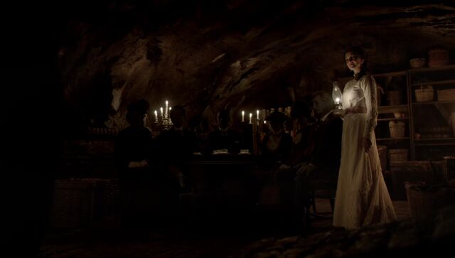 File:TVD6x17-Lilys Den 2.jpg