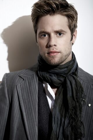 File:Shaun Sipos 8.jpg