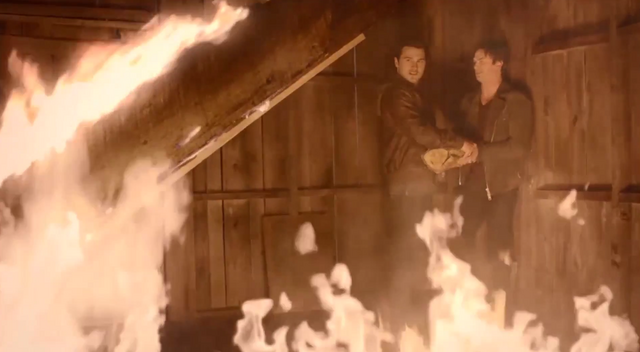 File:Enzo and Damon 5x20.png