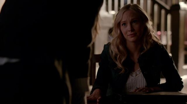 File:7X06-39-Caroline.jpg