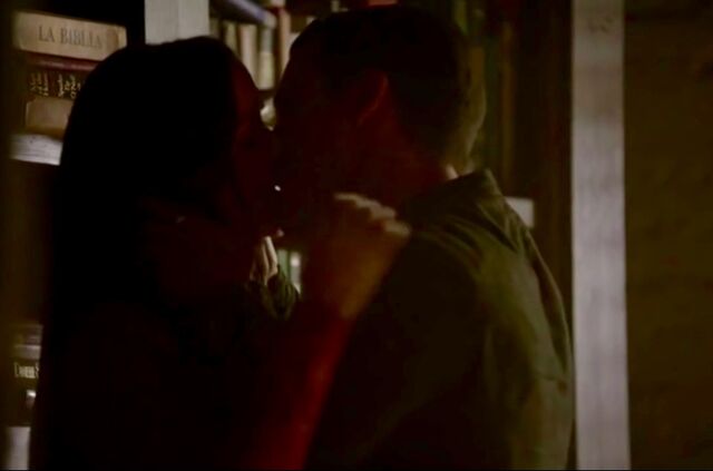 File:Lilenzo-Kiss.jpeg