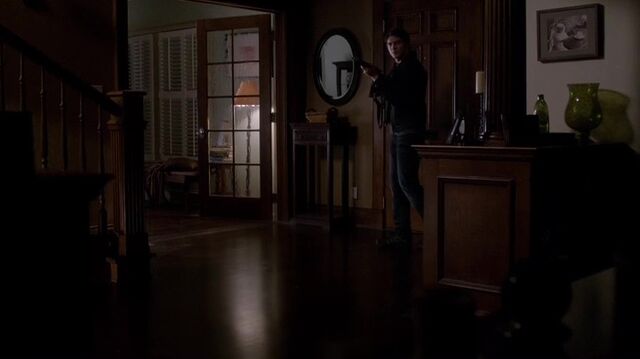 File:TVD4x12-Gilbert House 84.jpg