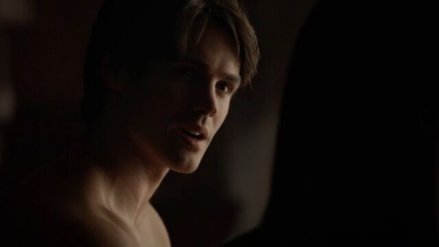 File:Jeremy 4 TVD 5x04.jpg