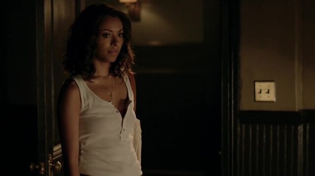 File:7X01-95-Bonnie.jpg
