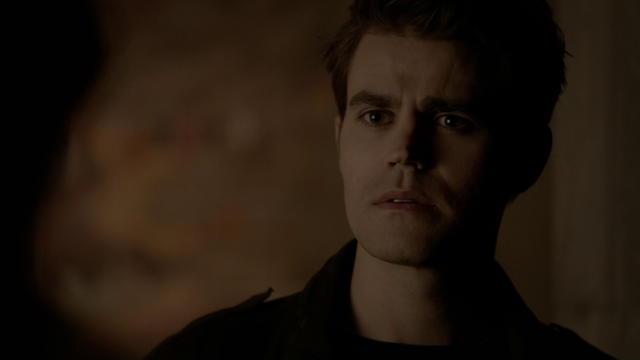File:722-103-Stefan~Caroline.png