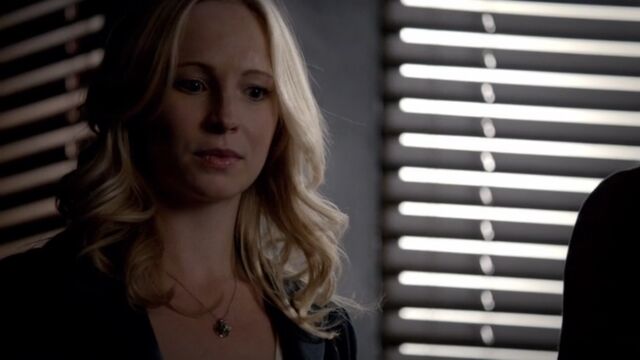 File:Caroline 6 TVD 5x02.jpg