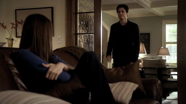 File:TVD2x11-Gilbert House 41.jpg