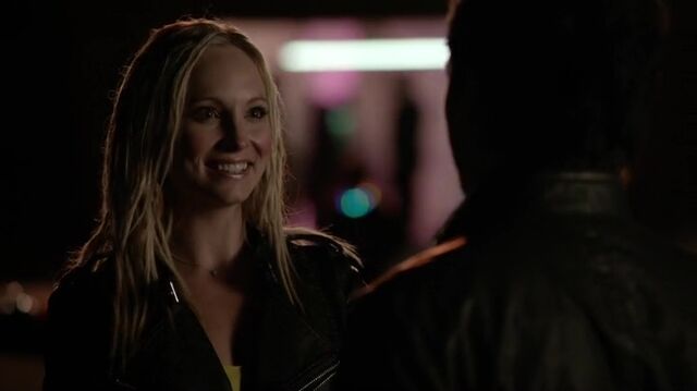 File:6X16-61-Caroline.jpg