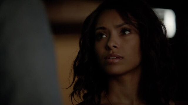 File:7X02-13-Bonnie.jpg