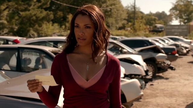File:7X07-27-Bonnie.jpg