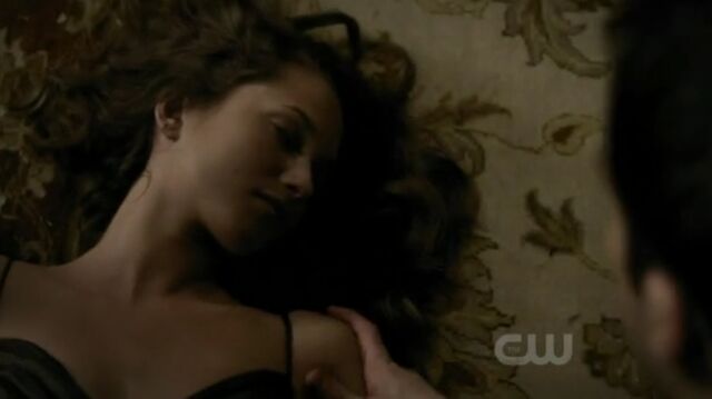 File:SarahDead.jpg