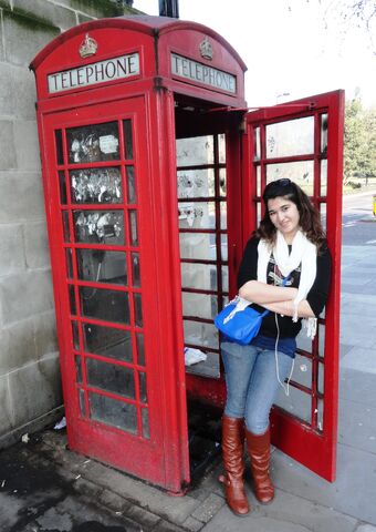 File:London phone booth.jpg