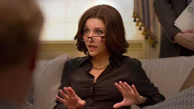 File:120517-ep05-selina-glasses-hands-1920.jpg