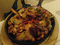 Fajitas en El Tizón.jpg