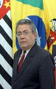 17 foto parlamentar.jpg