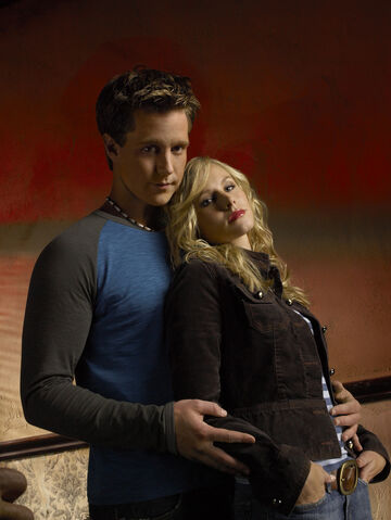 File:Jason Dohring Logan.jpg