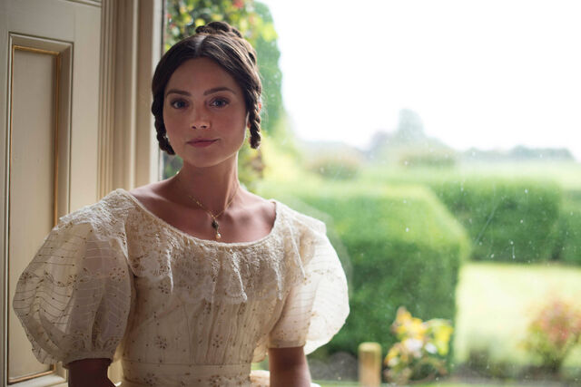 File:Victoria-episode-2.jpg