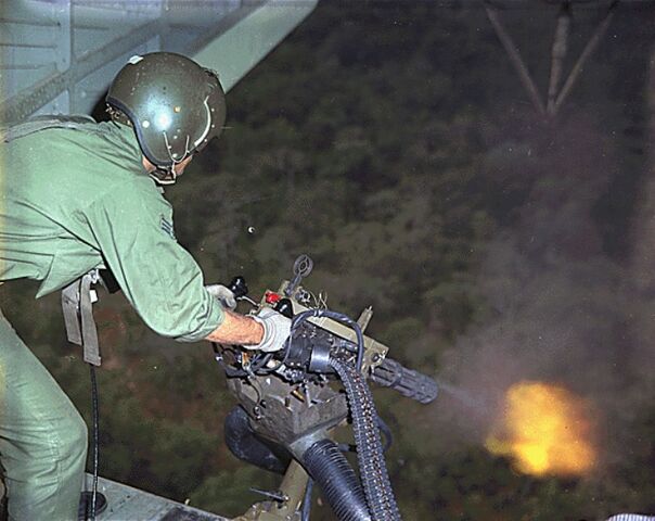 File:HH-3-minigun-vietnam-19681710.jpeg