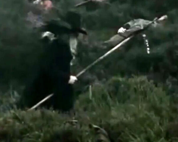 File:Odin in S1E1-b.jpg